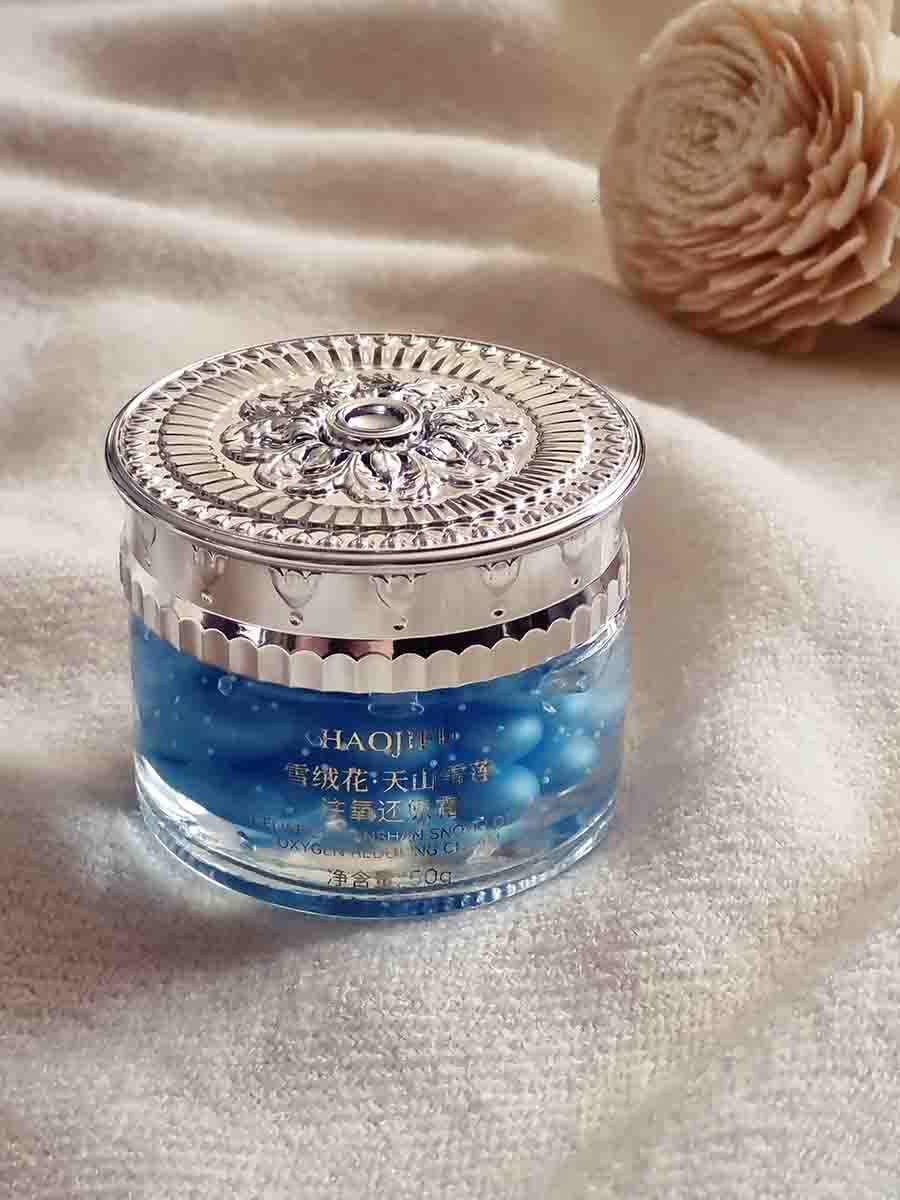 کرم ژل نیلوفر آبی